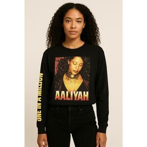 Aaliyah Long Sleeve Graphic Tee One in a Million Black T-Shirt Size Small